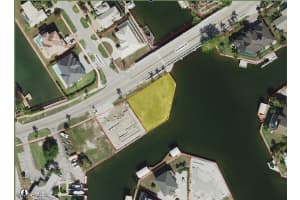 976 Barfield Drive, Marco Island, FL 34145 Sold 06/24/25