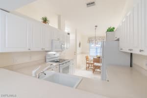 257 Robin Hood Circle, Naples, FL 34104 Sold 11/08/24