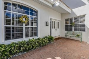 3868 CLIPPER COVE Drive, NAPLES, FL 34112 Sold 01/10/25
