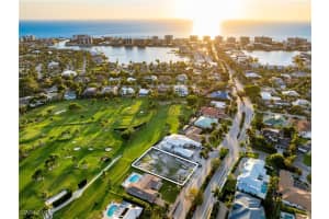 580 Harbour Drive, Naples, FL 34103 - MLS#224080877