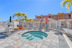 410 Bayfront Place, Naples, FL 34102 - MLS#224080987