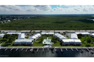 18012 San Carlos Blvd 38, Fort Myers Beach
