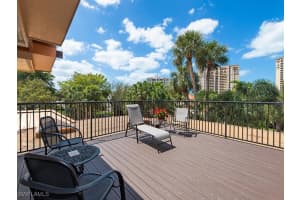 6710 Pelican Bay Boulevard, Naples, FL 34108 Sold 12/23/24