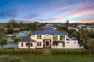 9560 Vanderbilt Drive, Naples, FL 34108 Sold 12/30/24