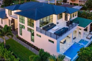 9560 Vanderbilt Drive, Naples, FL 34108 Sold 12/30/24