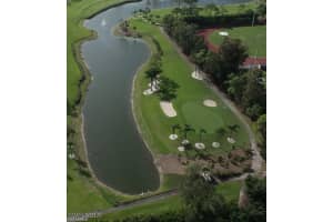 5865 Trailwinds Drive, Fort Myers, FL 33907 Sold 03/11/25
