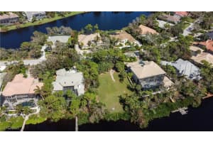 27770 Riverwalk Way, Bonita Springs, FL 34134 - MLS#224081380