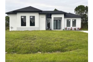 3010 37th Street, Lehigh Acres, FL 33971 Sold 08/25/25