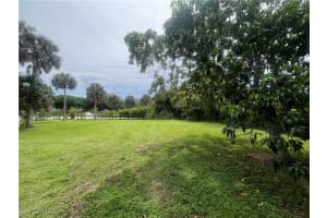 1063 Shadowlawn Drive, Naples, FL 34104 - MLS#224081477