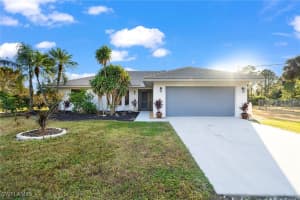 821 15th Street, Naples, FL 34117 - MLS#224081599