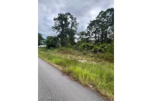 850 Calais Street, Lehigh Acres, FL 33974 - MLS#224081627