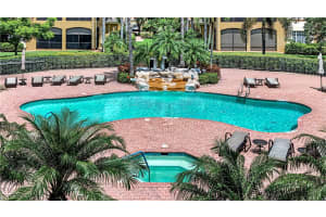 5001 Maxwell Circle, Naples, FL 34105 Sold 12/31/24