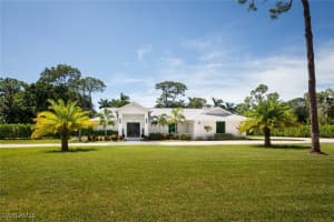 517 Gordonia, Naples, FL 34108 Sold 12/18/24