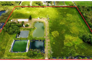 875 Limpkin Road, Naples, FL 34120 - MLS#224082034