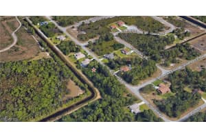 376 Charwood Avenue, Lehigh Acres, FL 33974 - MLS#224082132
