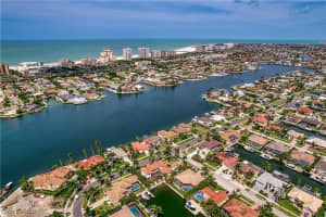 372 Lamplighter Drive, Marco Island, FL 34145 Sold 01/31/25