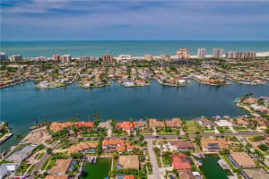 372 Lamplighter Drive, Marco Island, FL 34145 Sold 01/31/25