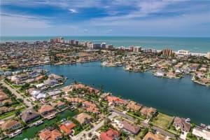 372 Lamplighter Drive, Marco Island, FL 34145 Sold 01/31/25
