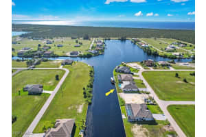 4204 39th Lane, Cape Coral, FL 33993 - MLS#224082236