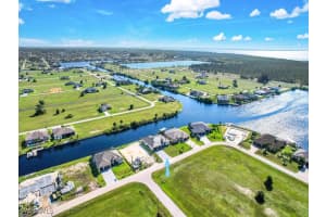 4204 39th Lane, Cape Coral, FL 33993 - MLS#224082236
