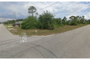 2727 6th Street, Lehigh Acres, FL 33976 - MLS#224082285