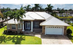 324 15th Street, Cape Coral, FL 33991 Sold 02/24/25