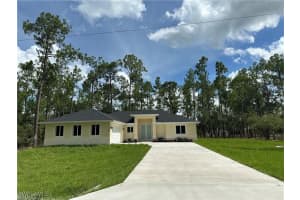 7655 19th Pl, Labelle