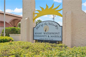 142 Newport Drive, Naples, FL 34114 Sold 02/21/25
