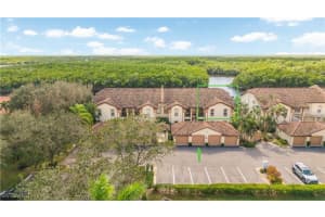 142 Newport Drive, Naples, FL 34114 Sold 02/21/25