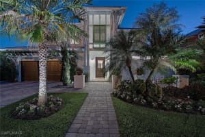 428 CENTRAL Avenue, Naples, FL 34102 Sold 04/10/25