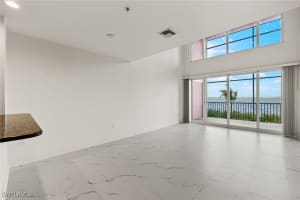 2745 1st Street, Fort Myers, FL 33916 - MLS#224082392