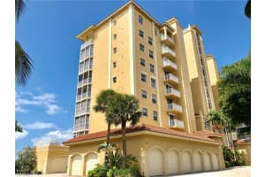 9577 Gulf Shore Drive, Naples, FL 34108 - MLS#224082441