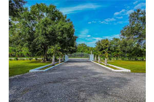 125 Hacienda Street, Clewiston, FL 33440 Sold 11/27/24