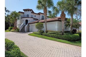 28520 Calabria Court, Naples, FL 34110 Sold 08/11/25