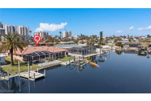 7 Fairview Boulevard, Fort Myers Beach, FL 33931 Sold 11/20/24
