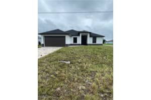 2919 14th Street, Lehigh Acres, FL 33976 Sold 03/03/25