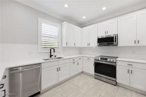 1315 Kendari Terrace, Naples, FL 34113 Sold 12/23/24