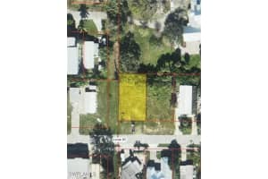 3301 Lunar Street, Naples, FL 34112 Sold 02/14/25