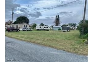 1009 Aster Avenue, Moore Haven, FL 33471 Sold 05/21/25