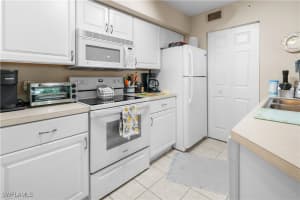 8861 Colonnades Court, Bonita Springs, FL 34135 Sold 01/13/25