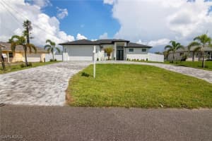639 2nd Place, Cape Coral, FL 33909 Sold 12/20/24
