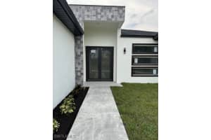 2901 HANNA AVE N, Lehigh Acres, FL 33971 Sold 03/24/25