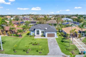 2557 27th Place, Cape Coral, FL 33914 - MLS#224082858