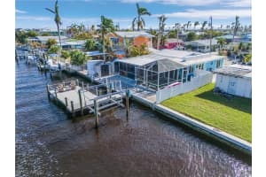 2608 Bayshore Drive, Matlacha, FL 33993 Sold 11/22/24