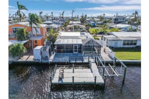 2608 Bayshore Drive, Matlacha, FL 33993 Sold 11/22/24