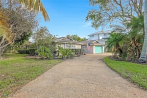2125 Marina Drive, Naples, FL 34102 Sold 01/31/25