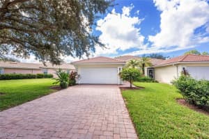 7723 Berkshire Pines Drive, Naples, FL 34104 Sold 11/22/24