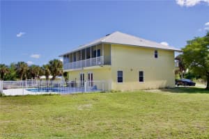 885 39th Avenue, Naples, FL 34120 Sold 05/20/25