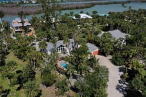 2604 Coconut Drive, Sanibel, FL 33957 Sold 01/08/25