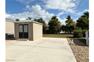 10307 Prairie Iris Trail, Fort Myers, FL 33905 - MLS#224083109